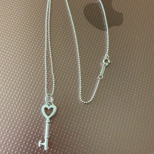 CANT DELETE OFFERS SENT BUT SOLD ON ANOTHER APP